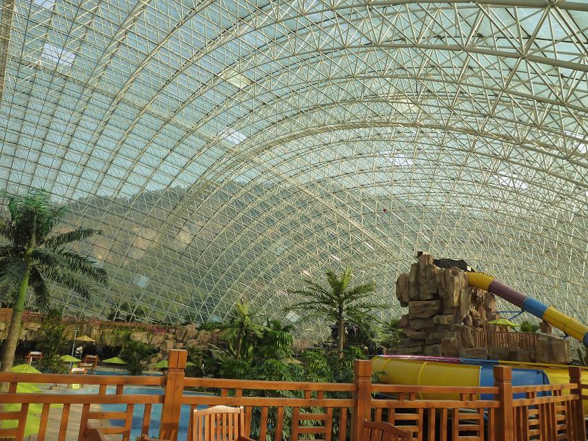 格尔木游乐场网架