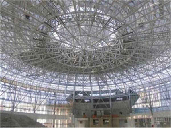 格尔木仓储物流网架生产厂家案例